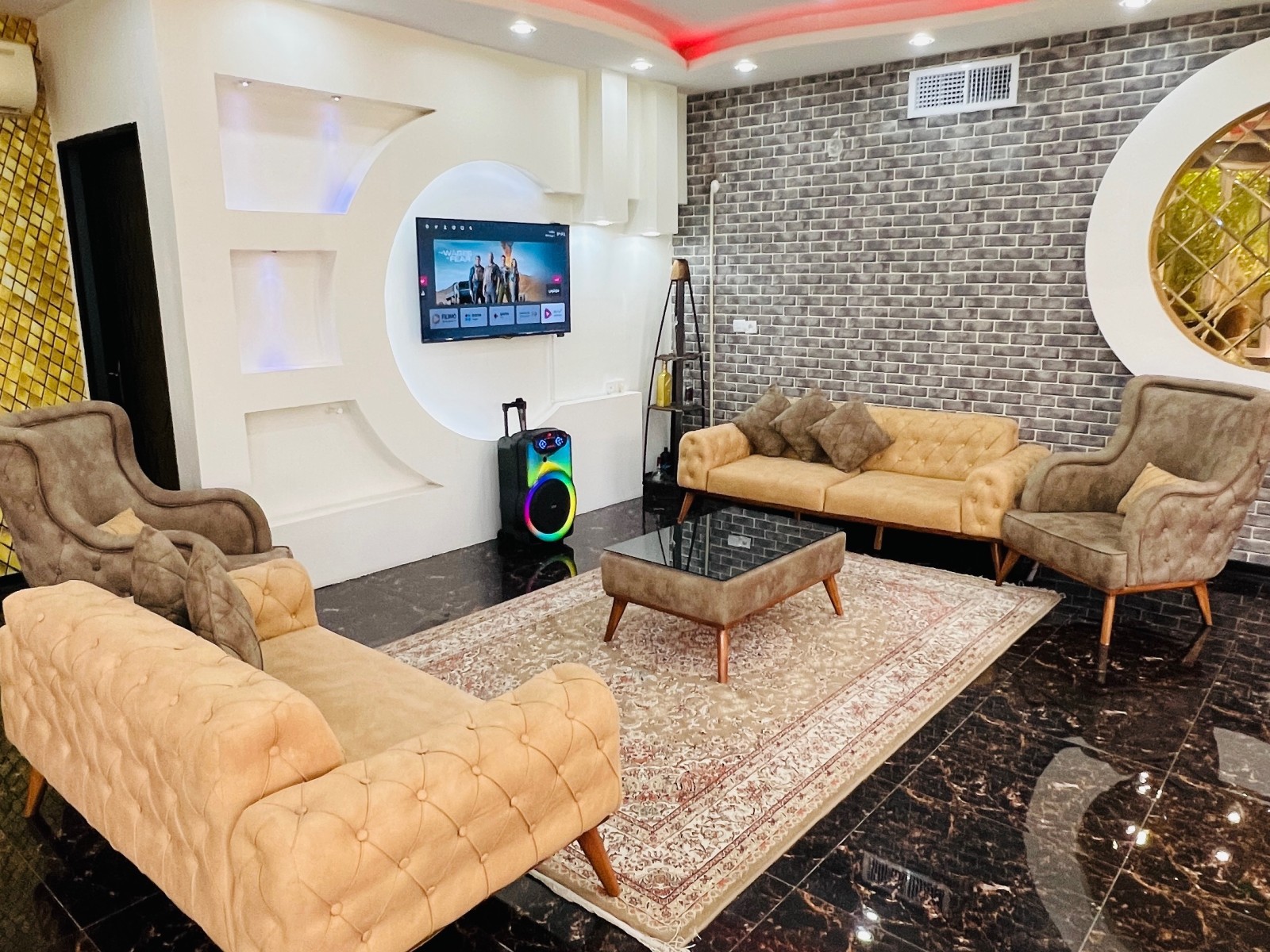 اتاق پذیرایی
